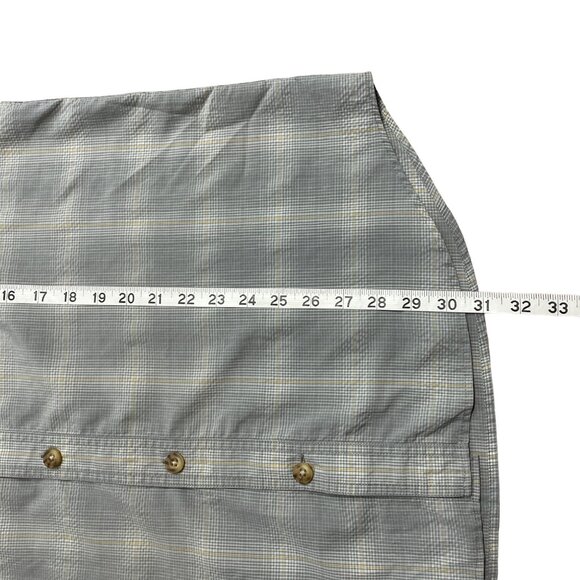 DULUTH TRADING CO SHIRT MENS L PLAID BUTTON DOWN LIGHTWEIGHT GRAY POCKETS HIKING - Picture 11 of 11
